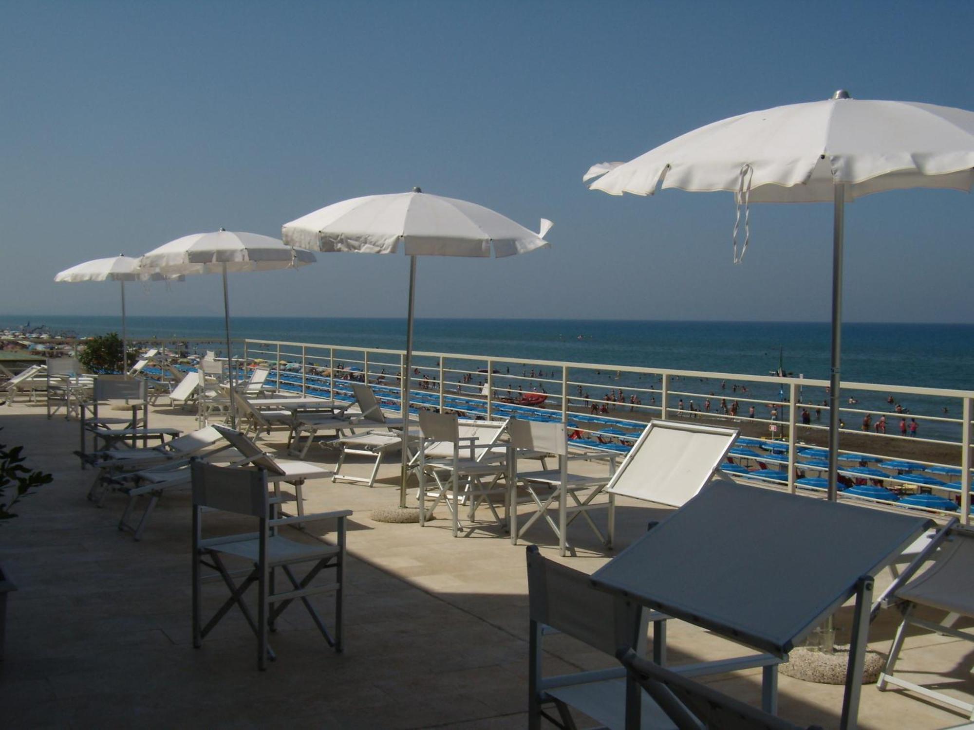 Hotel Alta La Vista Marina di Castagneto Carducci Exterior foto